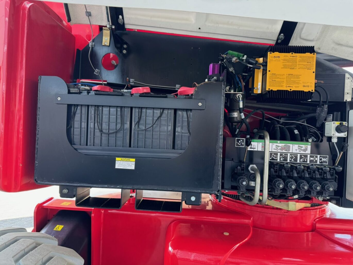 68A08C90 8E2A 48C6 83A2 6D79D0E5B557